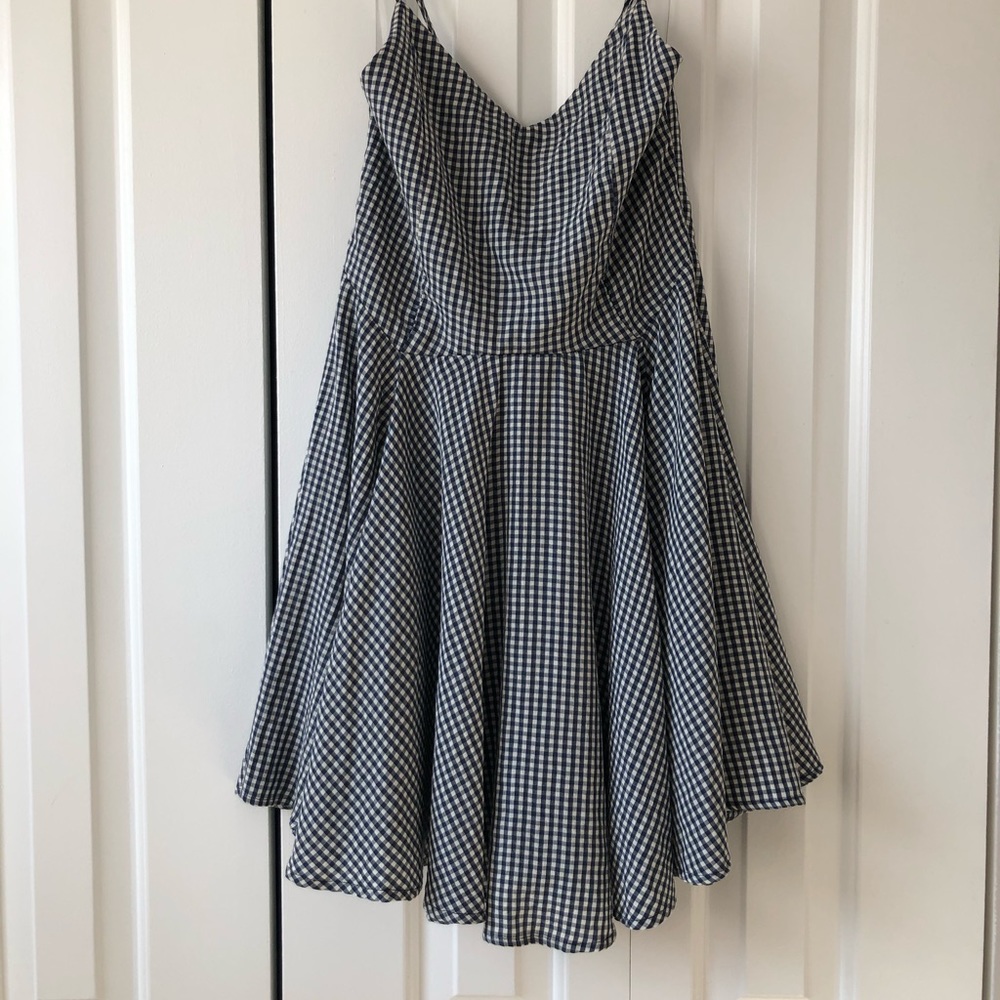 FASHION NOVA SIZE MEDIUM NAVY BLUE SUNDRESS